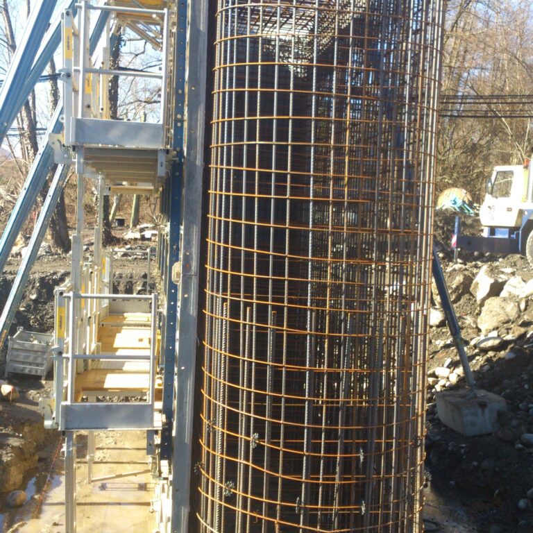 Coffrage et ferraillage de la pile